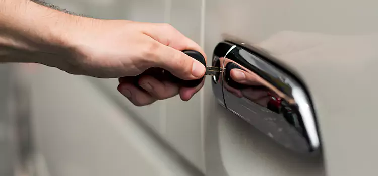 Why Choose Our Auto Locksmith Team in Manchester, CT?
