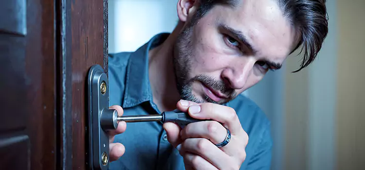 Eviction Locksmith Manchester