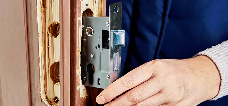 Garage Door Lock Replacement Manchester